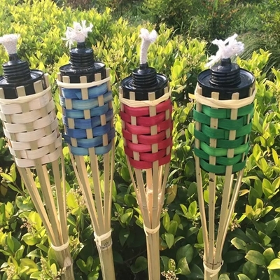 Césped de bambú natural del jardín de Tiki Torches For Patio Yard de la rota de la antorcha de la prenda impermeable