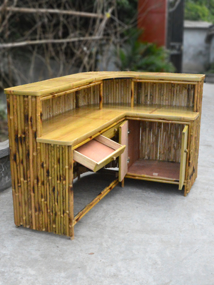 Taburete de bambú 4 de bambú de Tiki Bar 2 de la prenda impermeable del entretenimiento de la playa con la ayuda trasera
