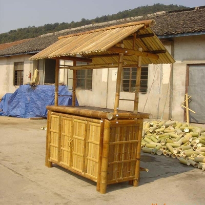 Partido Tiki Bar tropical de bambú de la cabaña los 220x160cm con los taburetes inferiores del estante del gabinete