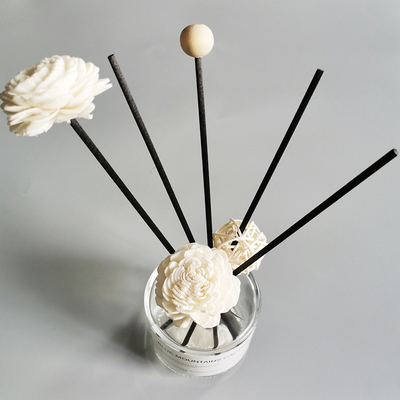 La madera sospechada secó a Sola Flower Reed Diffuser el 15cm con la mecha del algodón para decorativo