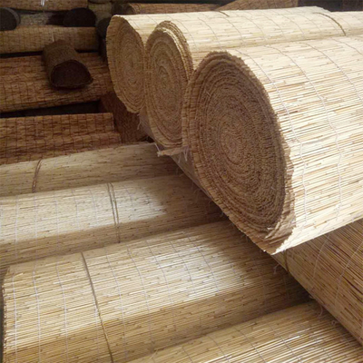 Rodillo natural amistoso de los paneles de Eco de la cerca de lámina rodada decorativa ligera para la yarda