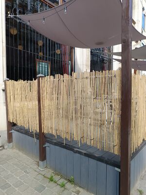 Rollo de pantalla de protección de privacidad duradero de vallas de bambú divididas para jardinería al aire libre y decoración de patio
